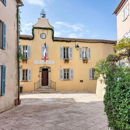 Village By Interhome Appartement Gassin